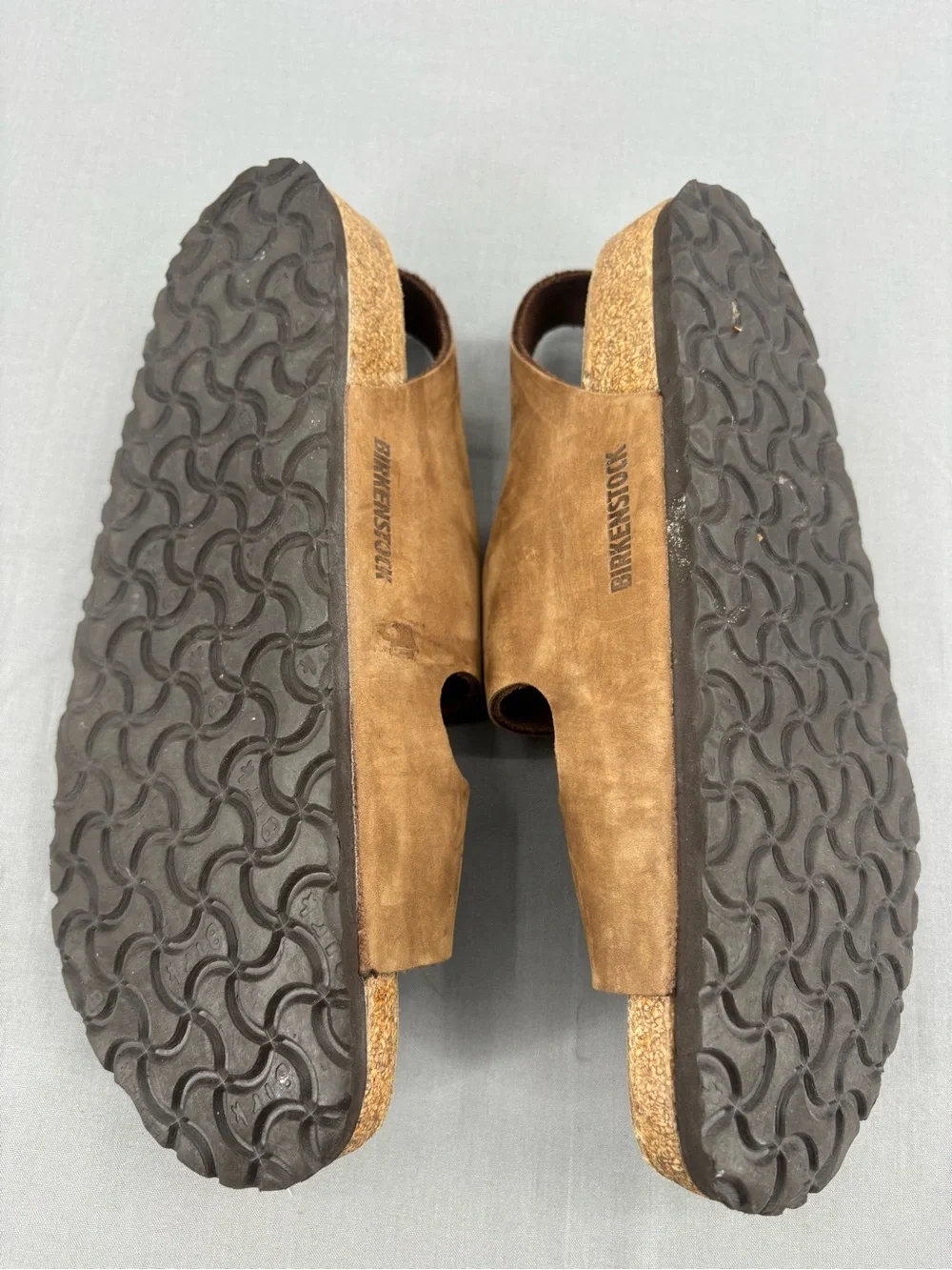 🤎 Birkenstock Arizona Suede Two-Strap Sandals – Tan/Taupe